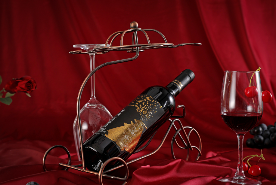 雲倉酒莊的品牌雷盛紅酒分享智利葡萄酒為何性價比高？